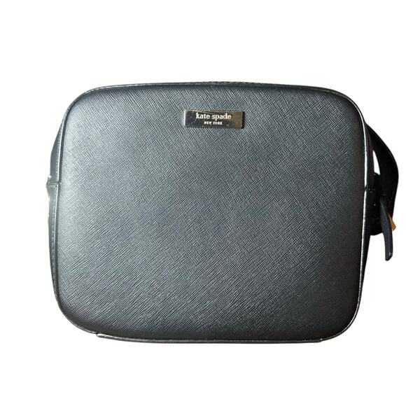 Kate Spade Newbury Lane Cammie Leather Crossbody in Black camera bag simplistic - Picture 1 of 10